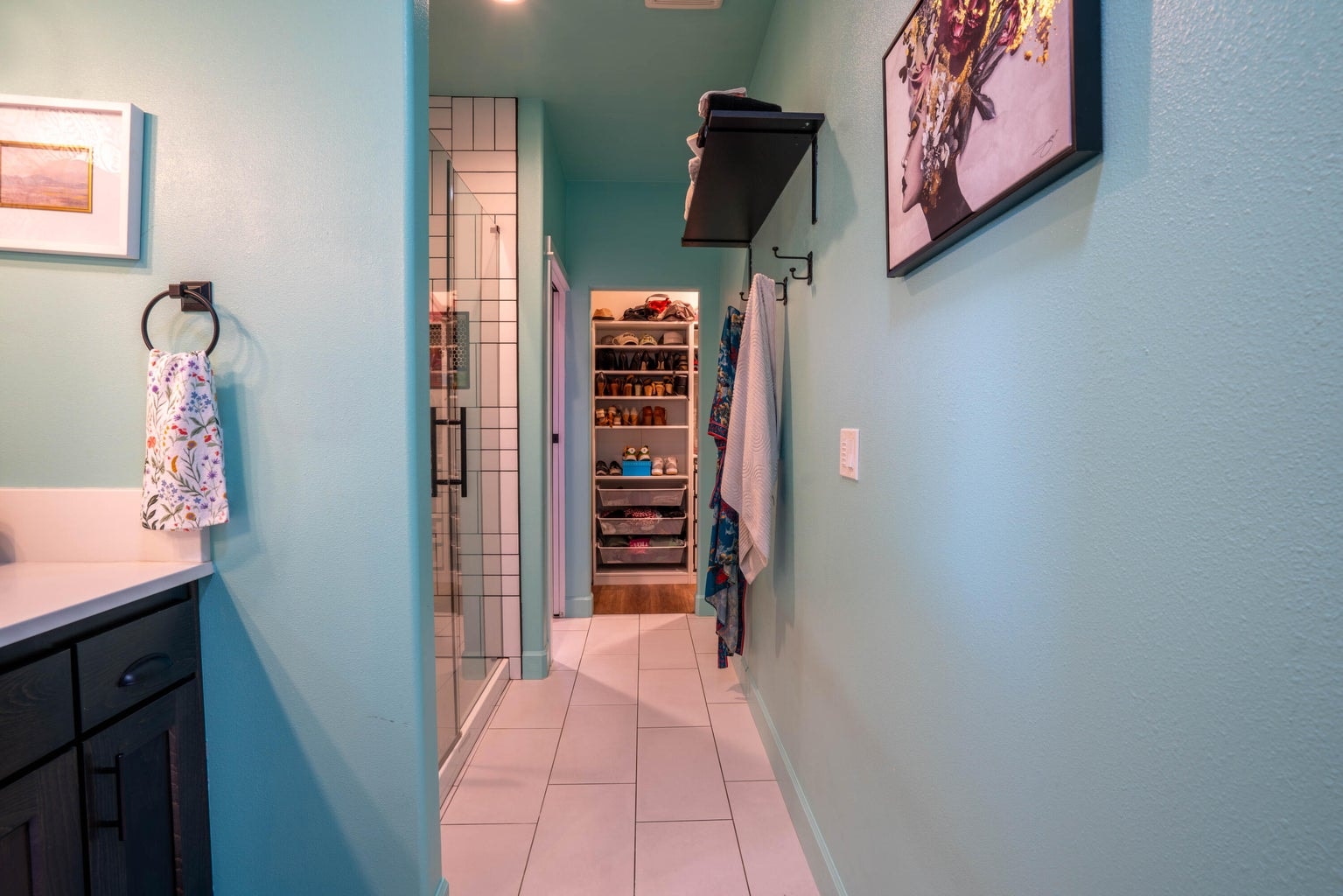Photo of 1334 SW Rimrock Way 24 of 57