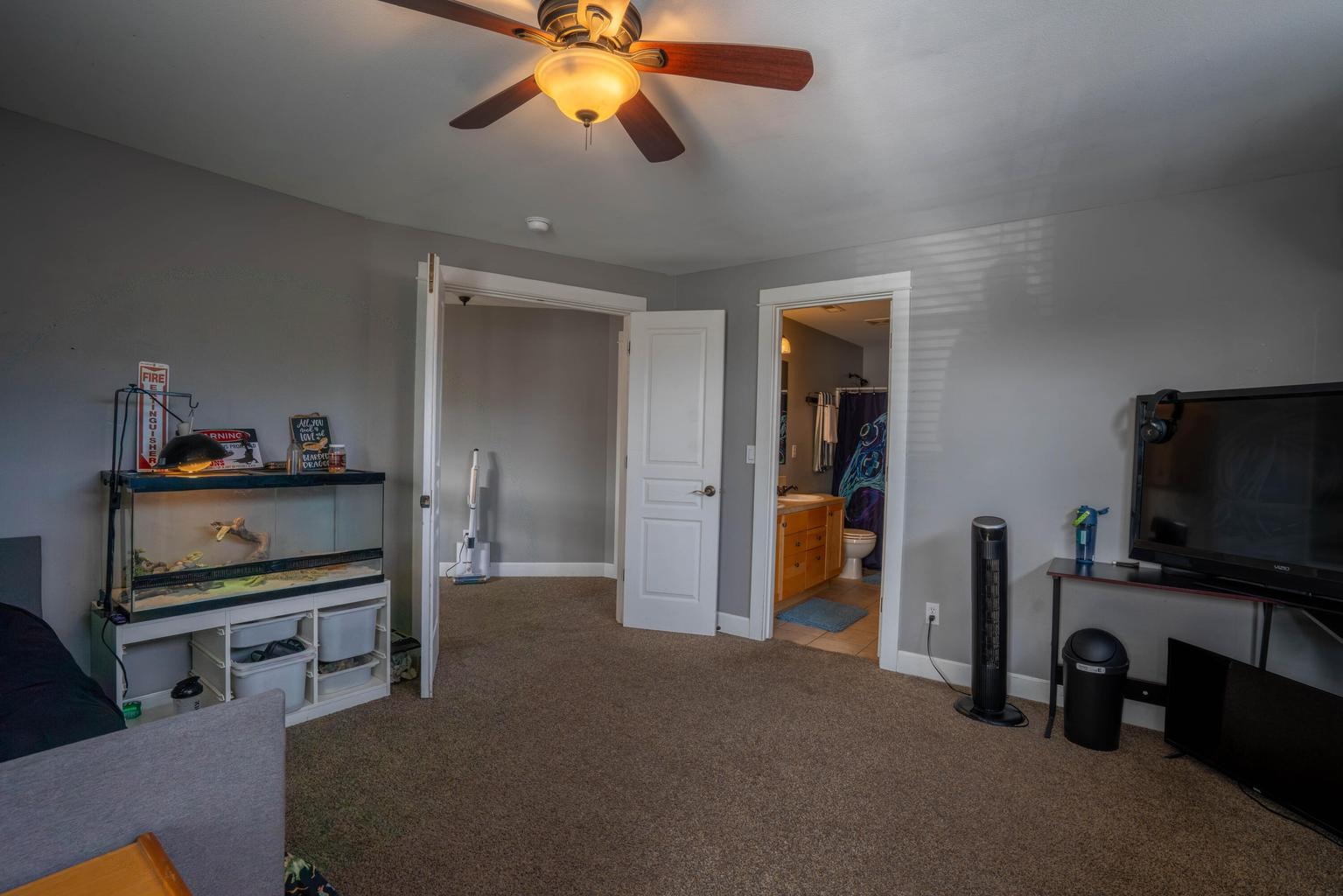 Photo of 1334 SW Rimrock Way 34 of 57