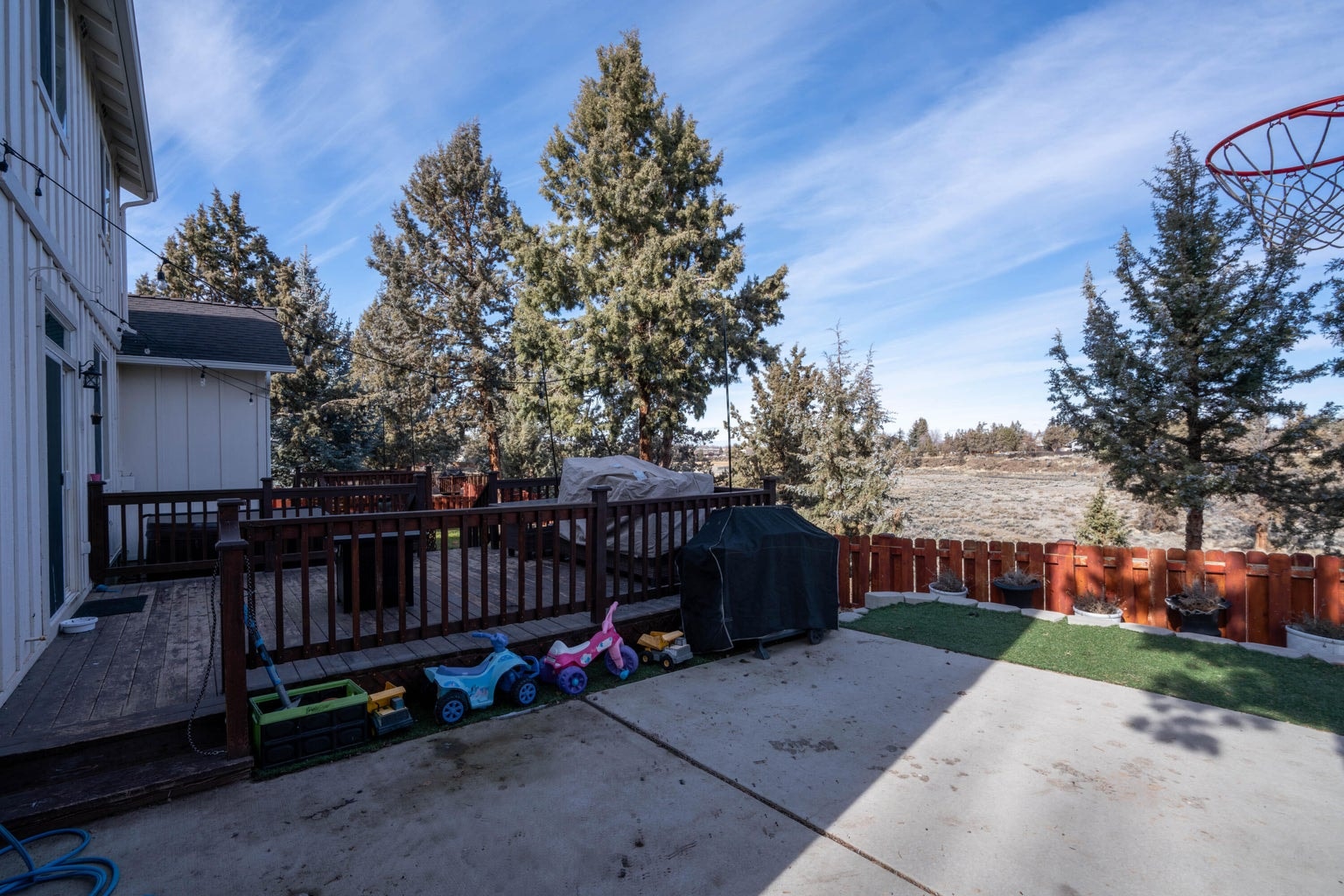 Photo of 1334 SW Rimrock Way 38 of 57