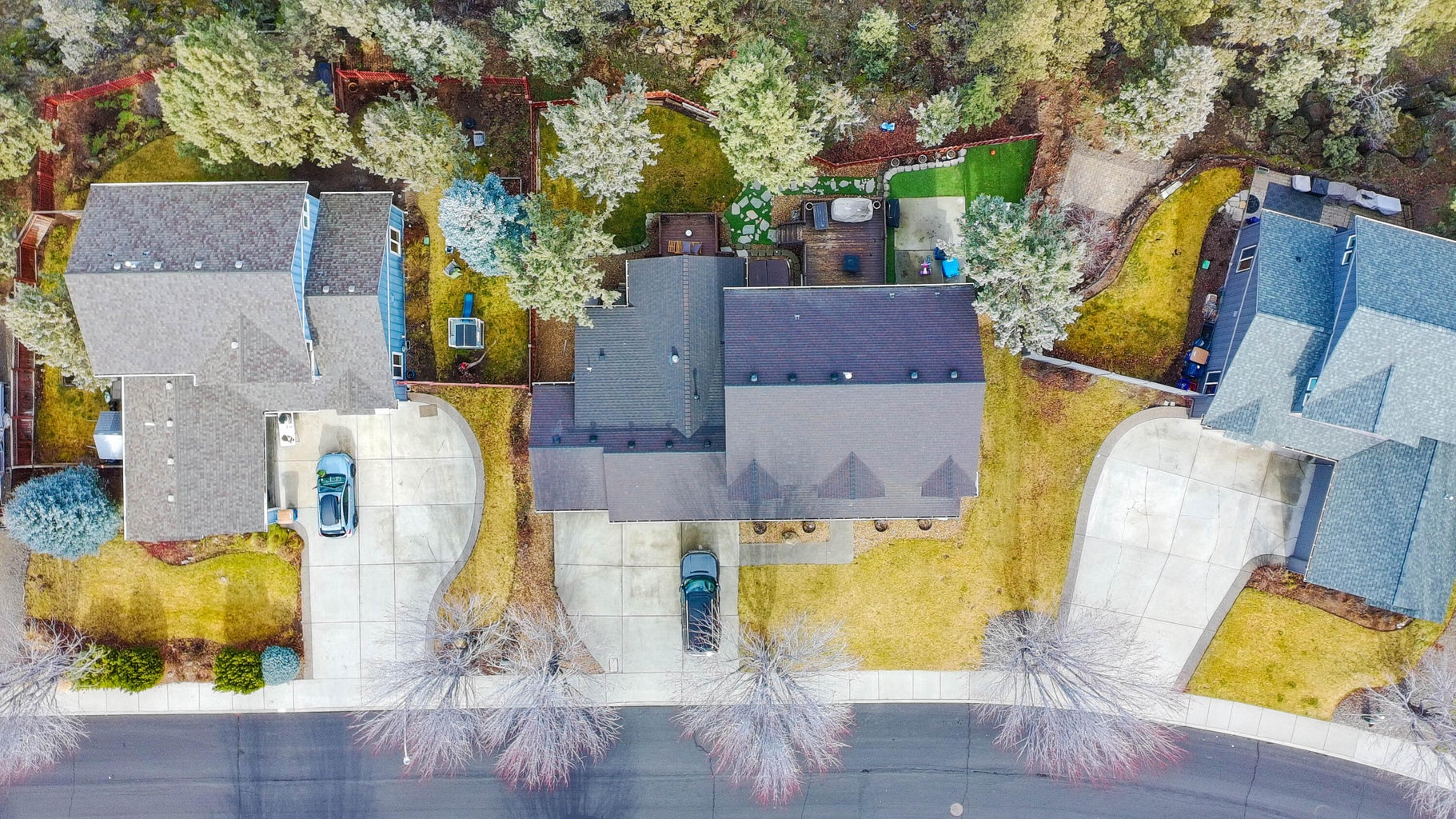 Photo of 1334 SW Rimrock Way 52 of 57