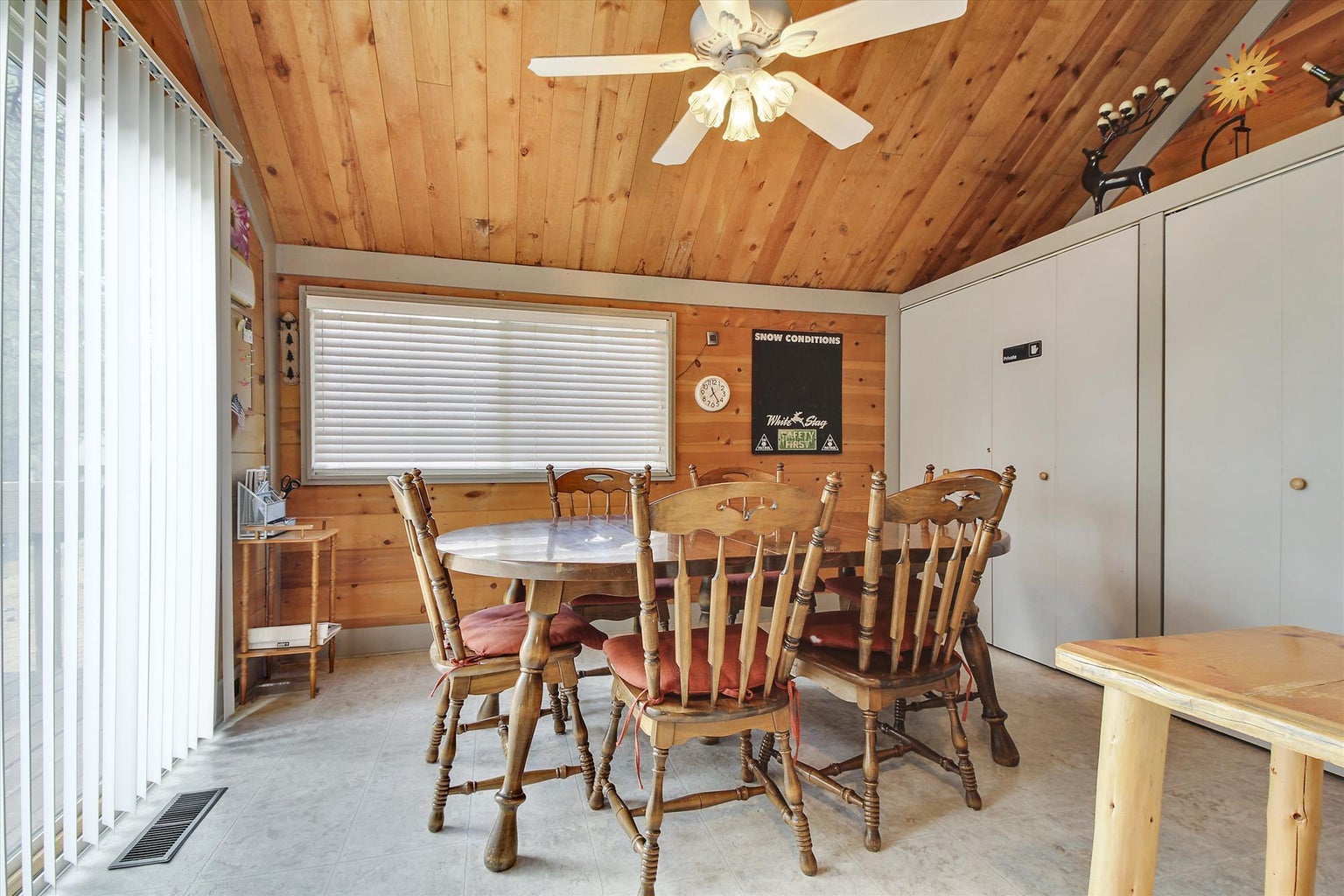 Photo of 57397 Overlook Road 6 of 21