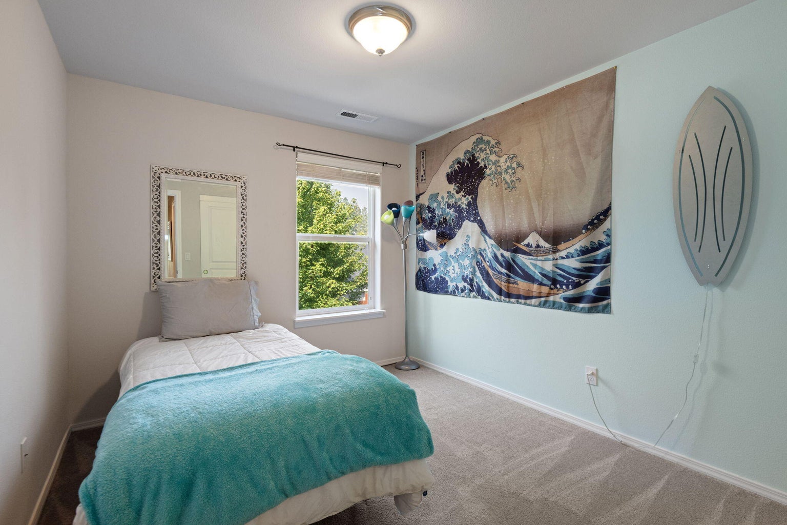 Photo of 720 N Hindeman Street 16 of 25