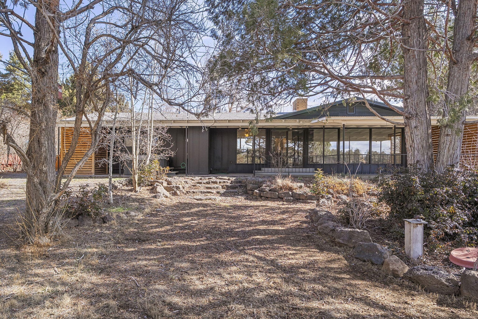 Photo of 1199 SW Canyon Drive 42 of 70