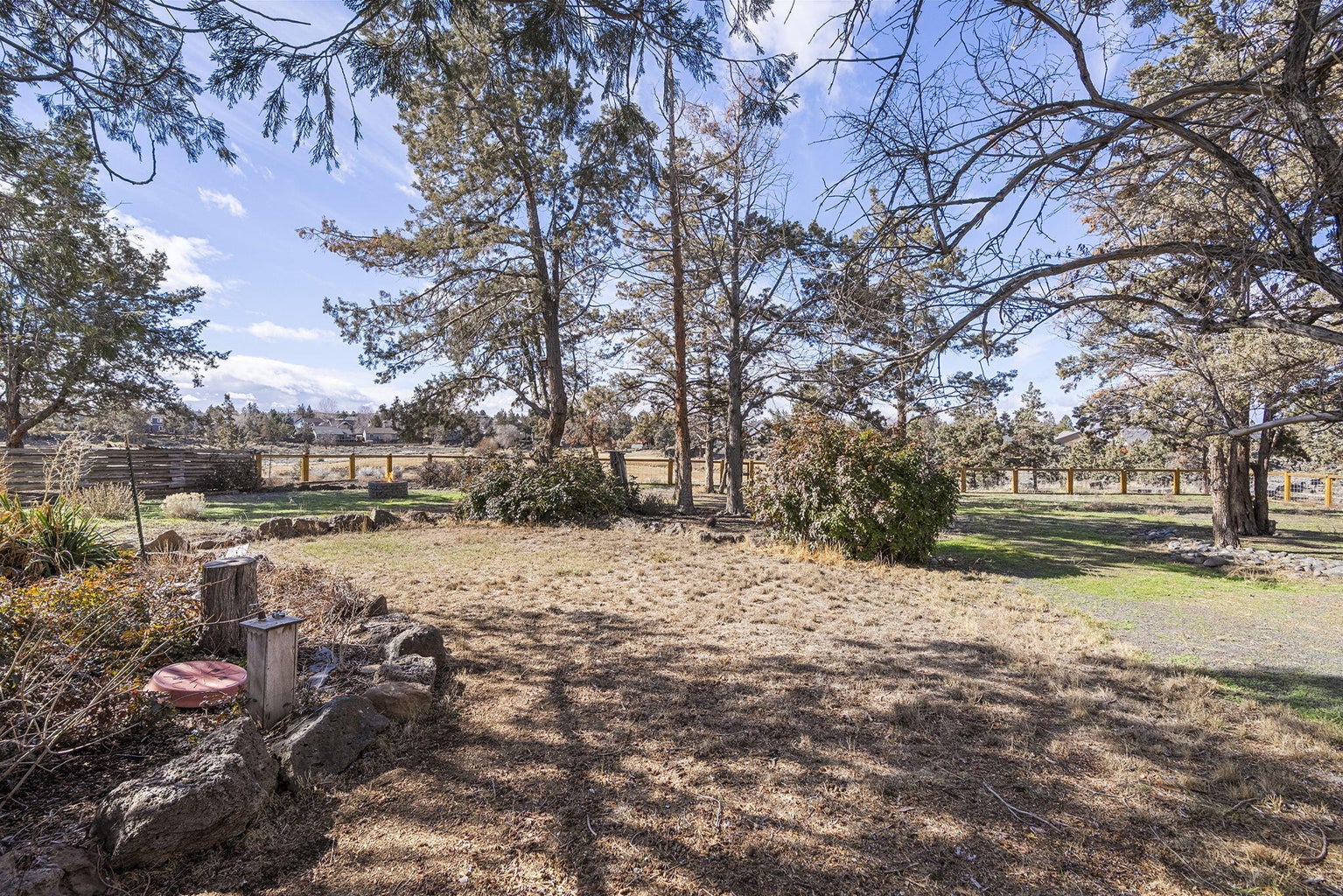 Photo of 1199 SW Canyon Drive 49 of 70