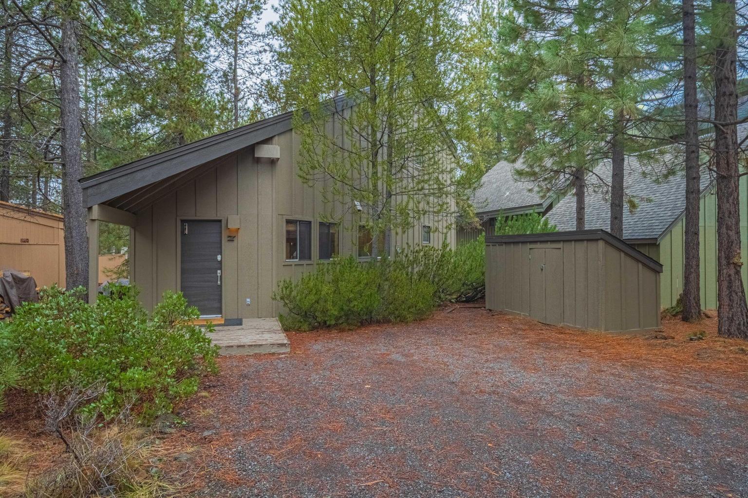 Photo of 57055 Deer Lane 25 of 27