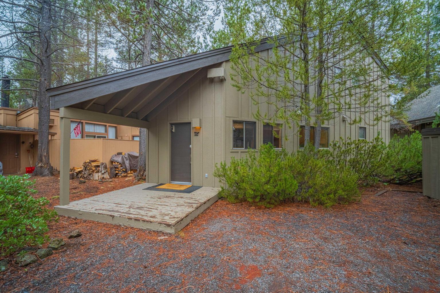 Photo of 57055 Deer Lane 24 of 27