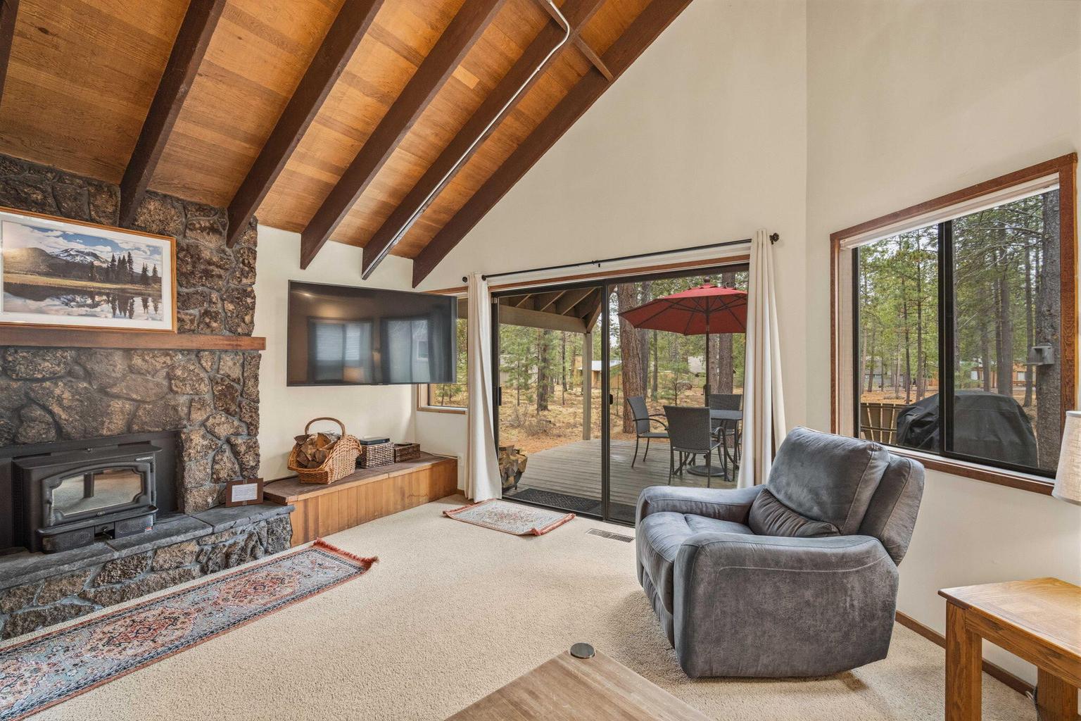 Photo of 57055 Deer Lane 4 of 27