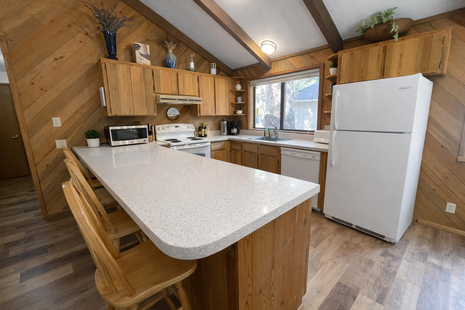 Photo of 57048 Deer Lane 5 of 15