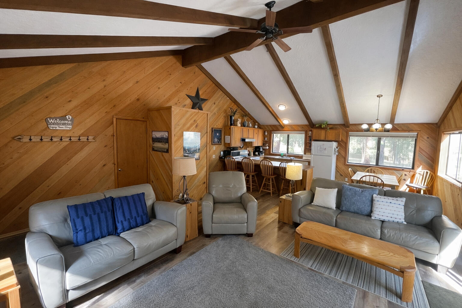 Photo of 57048 Deer Lane 8 of 15