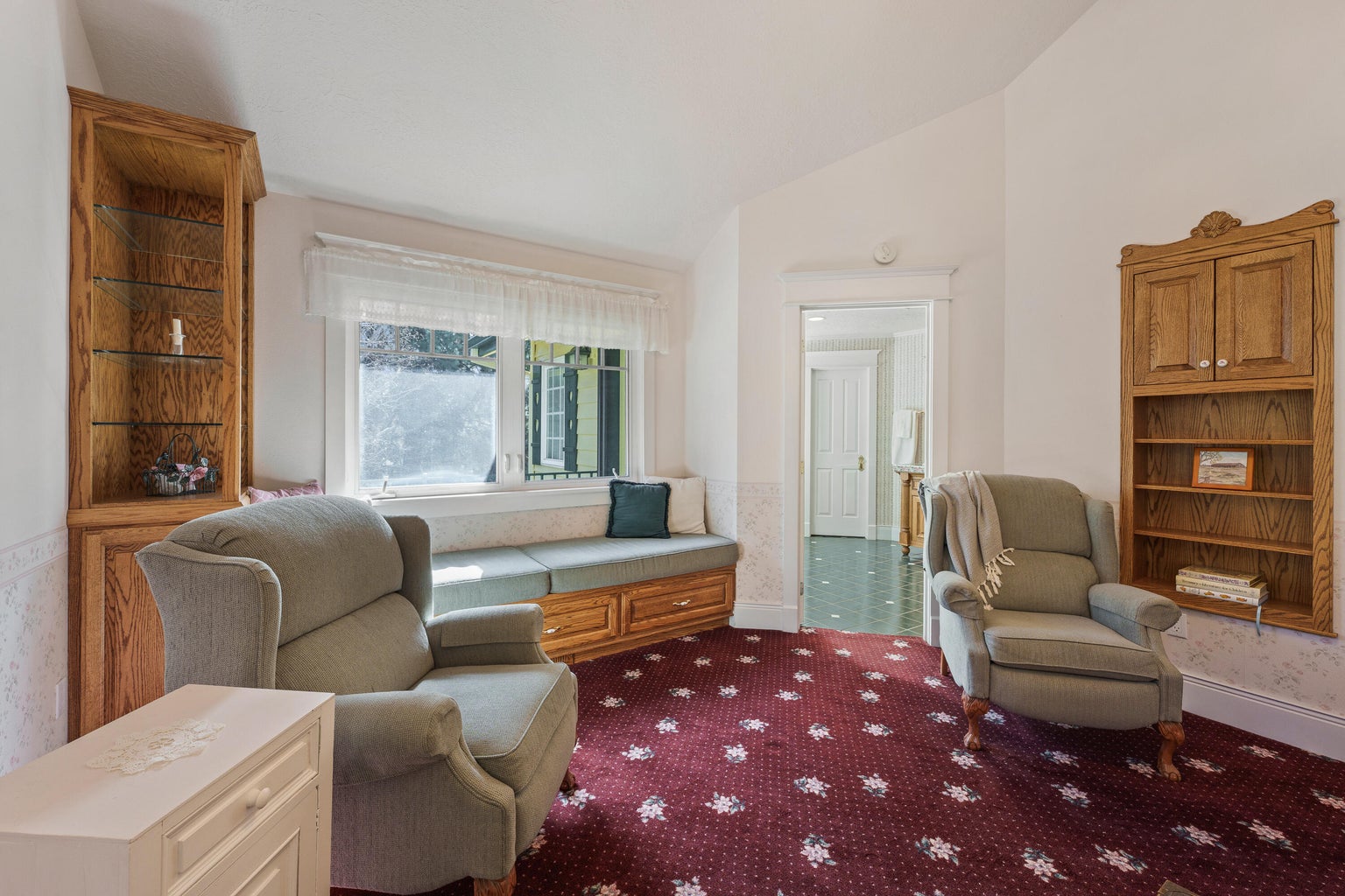 Photo of 61288 King Saul Avenue 27 of 48