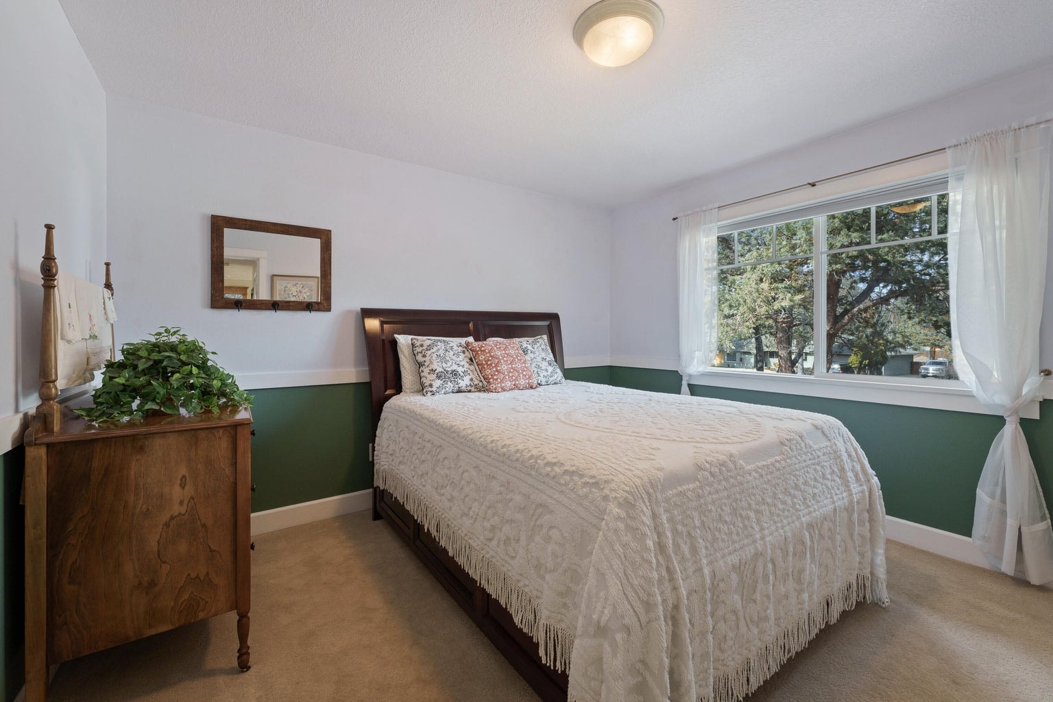 Photo of 61288 King Saul Avenue 34 of 48