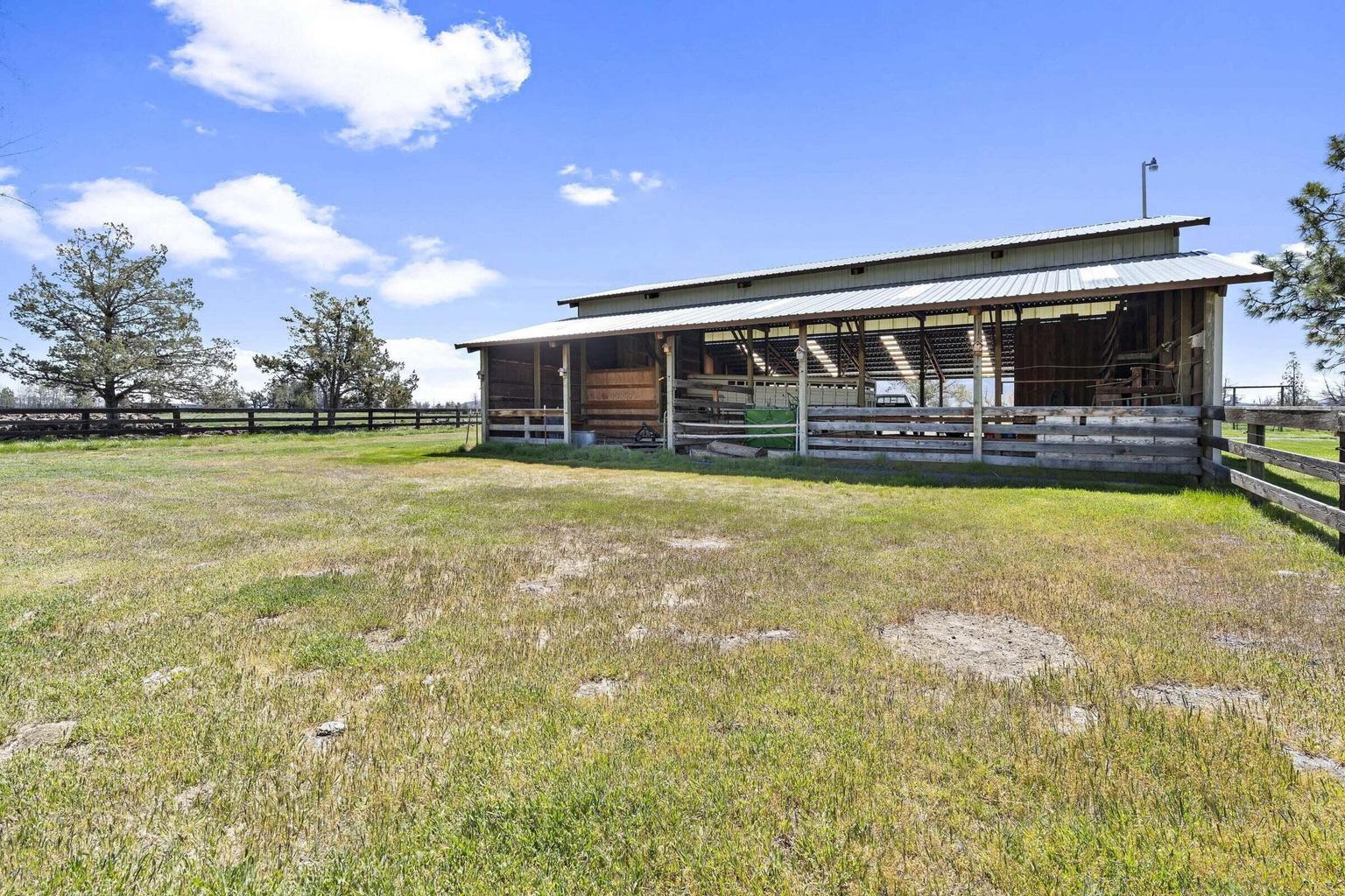 Photo of 4088 SW Minson Road 22 of 47