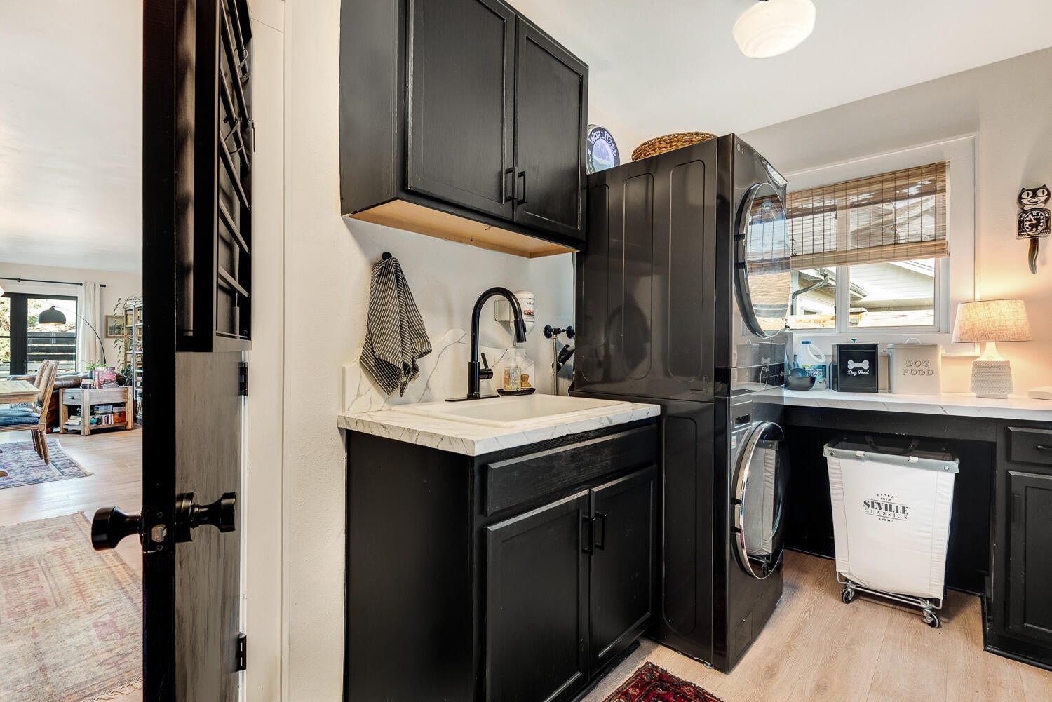 Photo of 1443 SW Canyon Drive 36 of 62