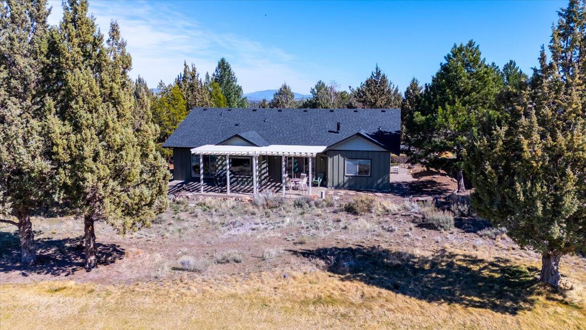 Photo of 387 Goshawk Court 41 of 46