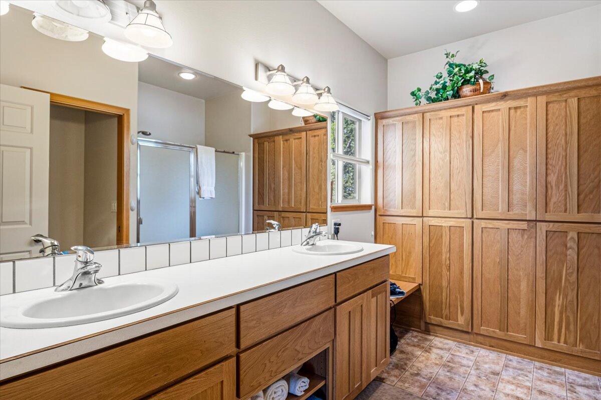 Secondary Bath