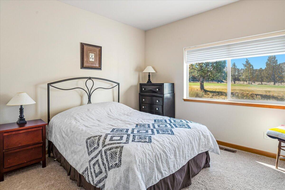 Photo of 387 Goshawk Court 34 of 46