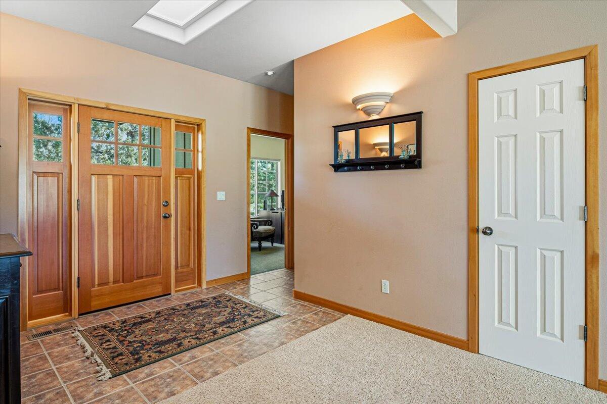 Photo of 387 Goshawk Court 13 of 46