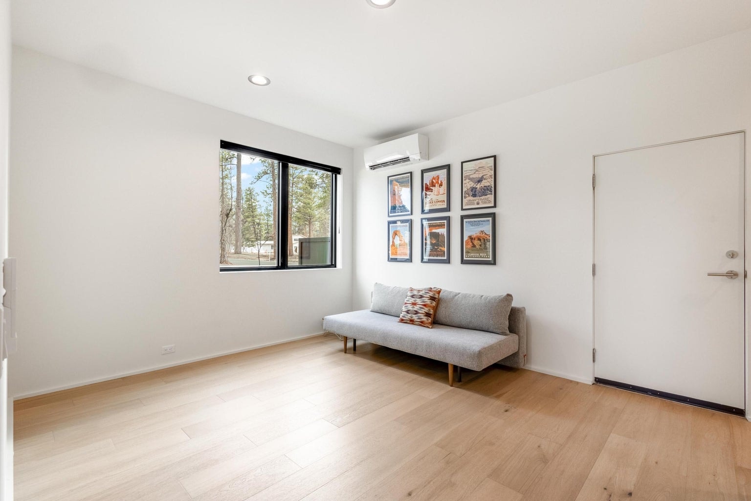 Photo of 505 N Pine Street 25 of 43