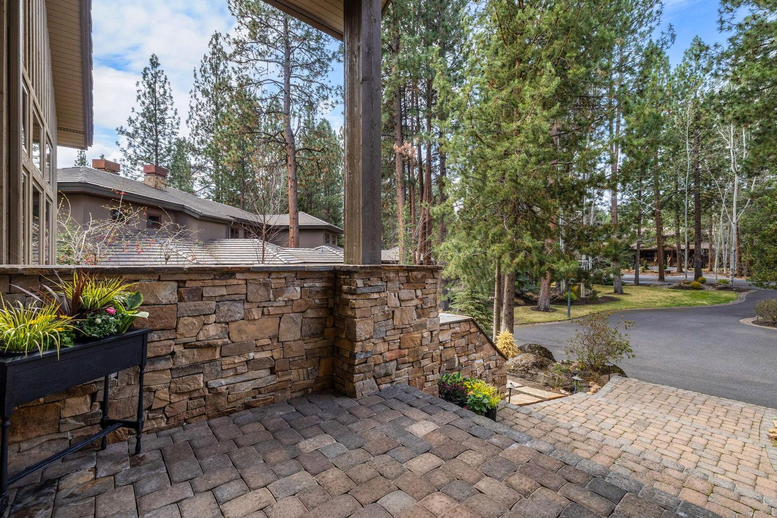 Arrival is both welcoming and impressive with a warm & inviting entry that introduces the home’s thoughtful design.