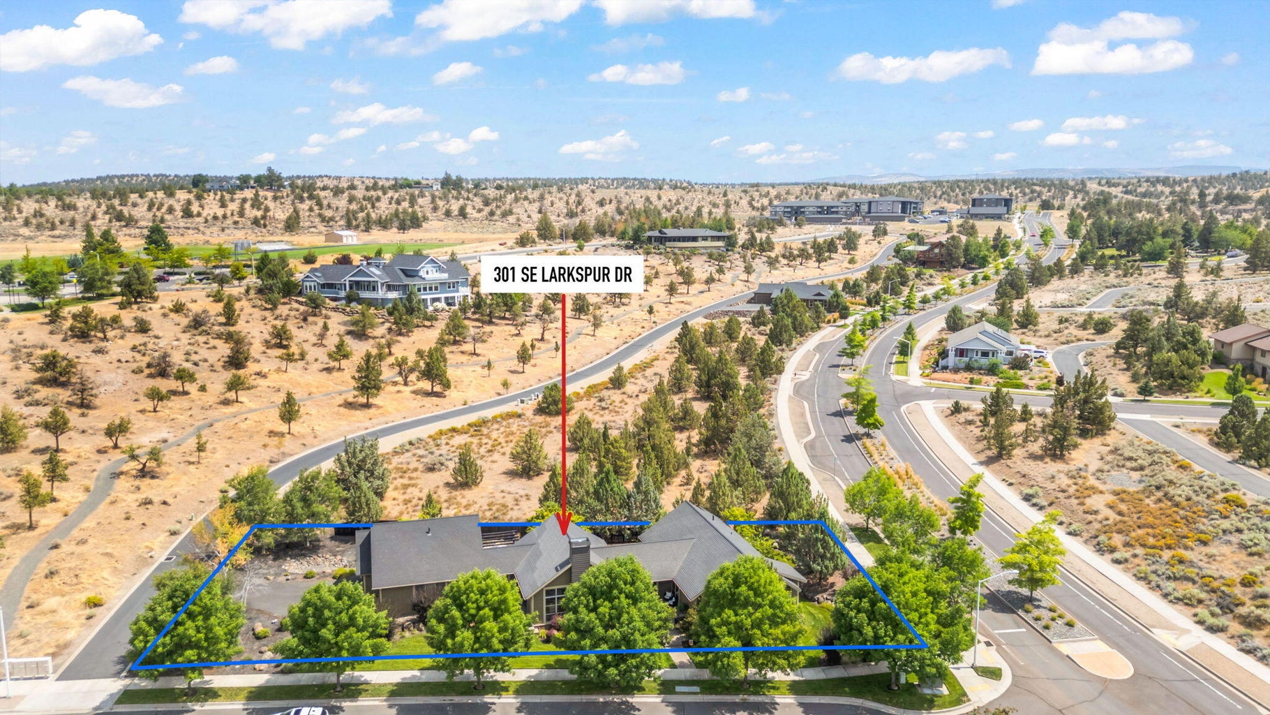 Photo of 301 SE Larkspur Drive 45 of 49