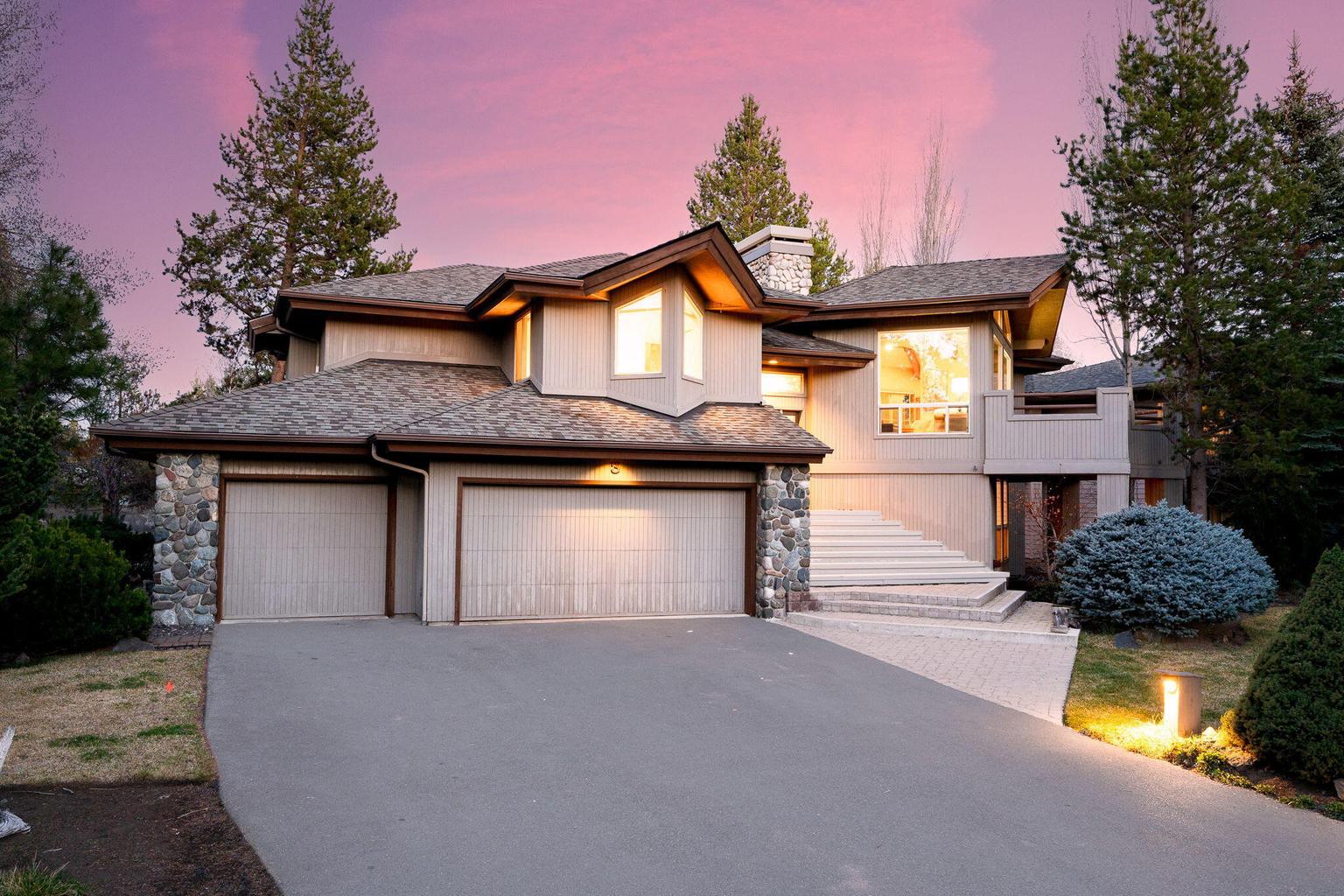 Photo of 58010 Mulligan Lane 2 of 51