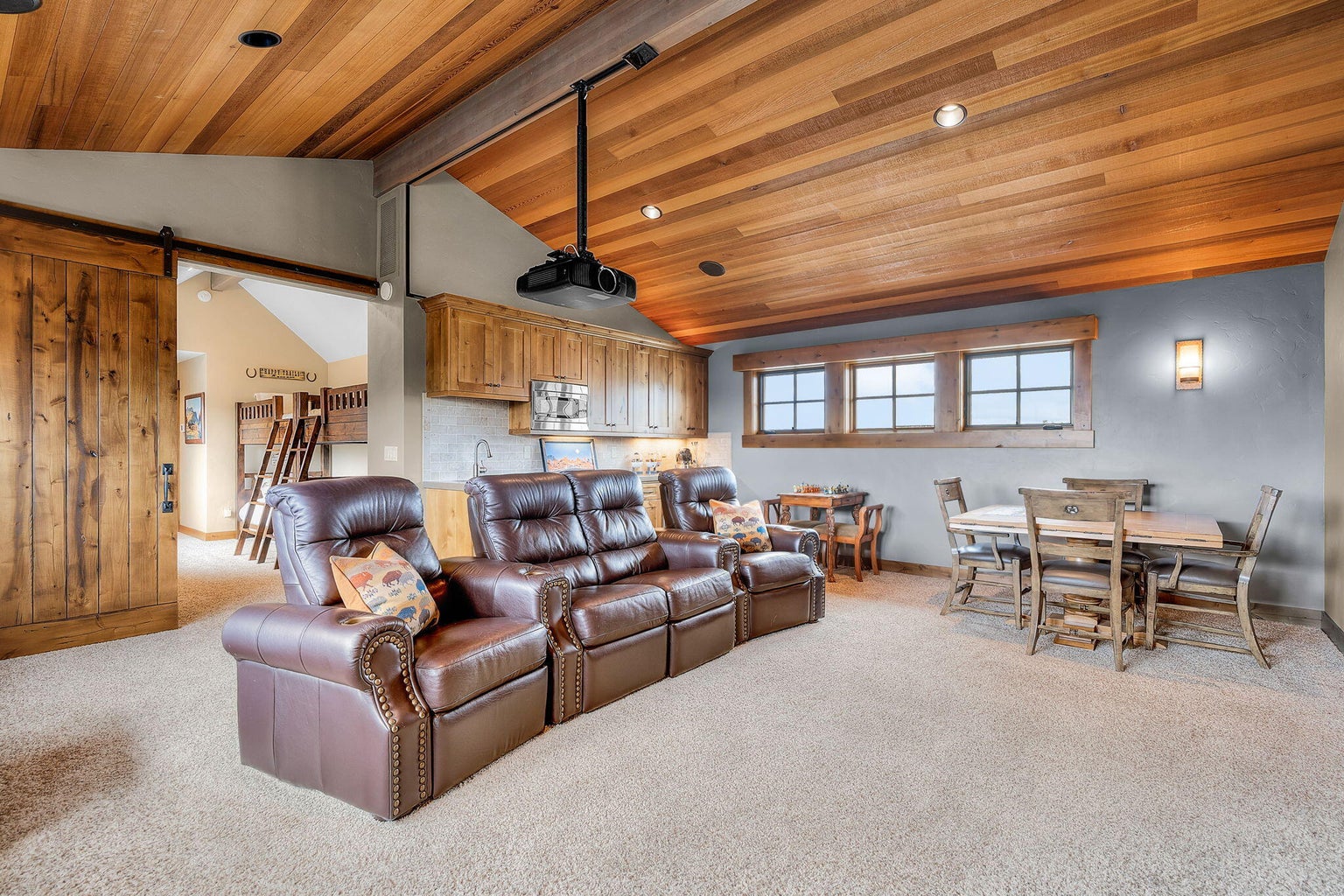 Photo of 15403 SW Hope Vista Drive 31 of 56