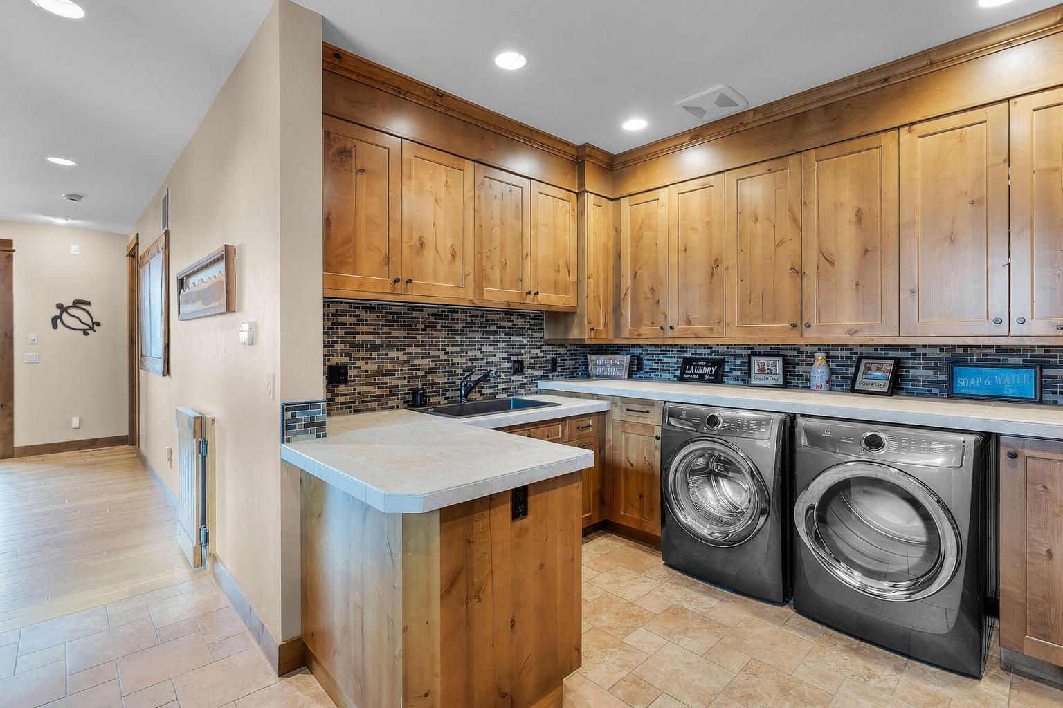 Photo of 15403 SW Hope Vista Drive 40 of 56