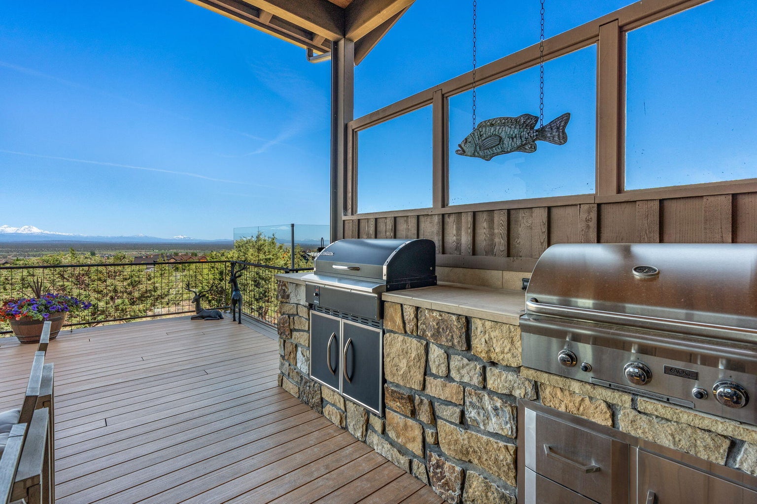 Photo of 15403 SW Hope Vista Drive 4 of 56
