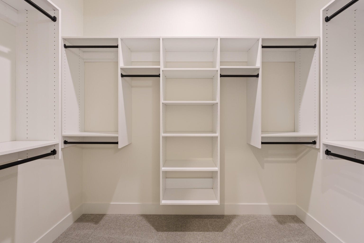Photo of 3027 NW Polarstar Avenue 23 of 48