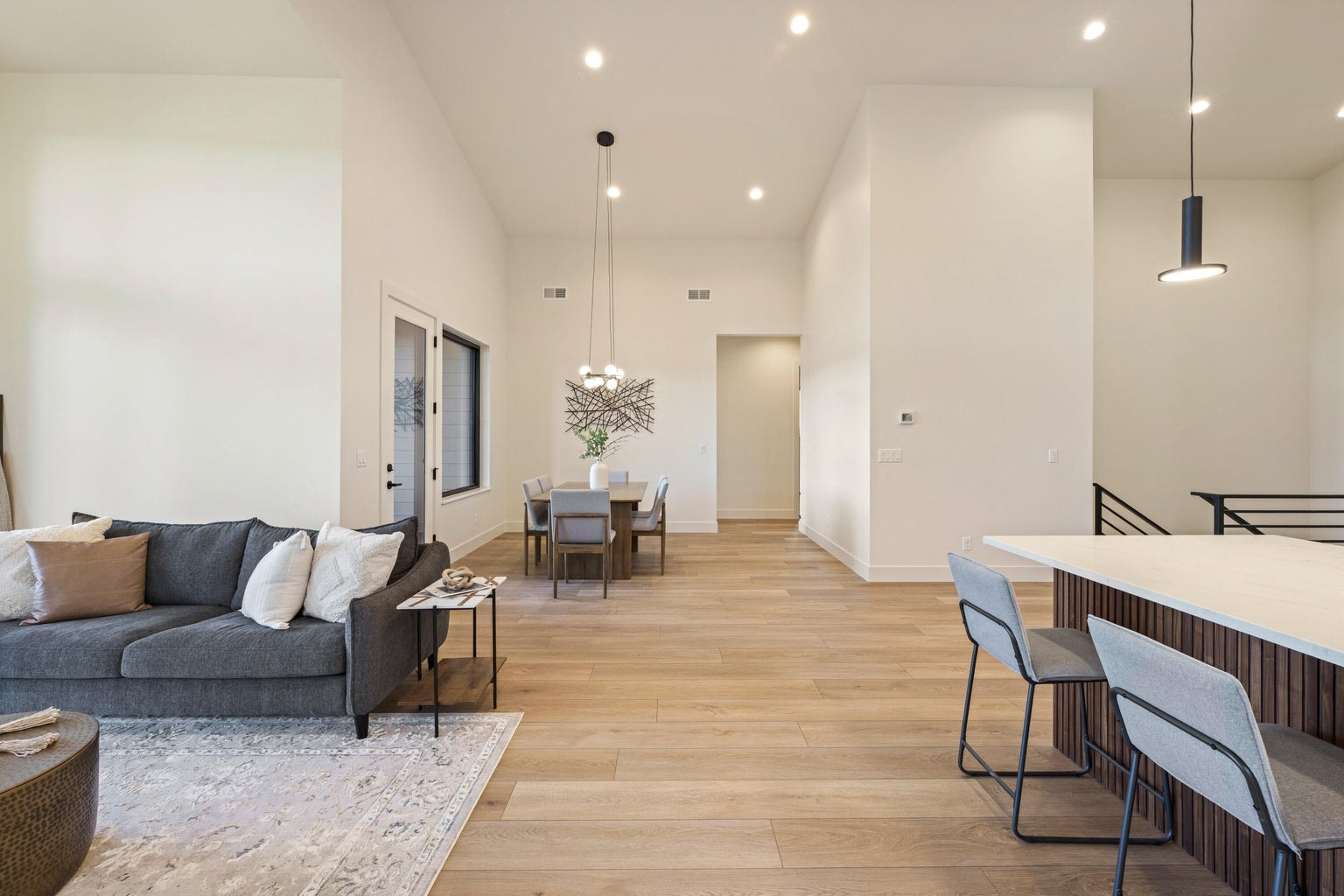 Photo of 3027 NW Polarstar Avenue 8 of 48