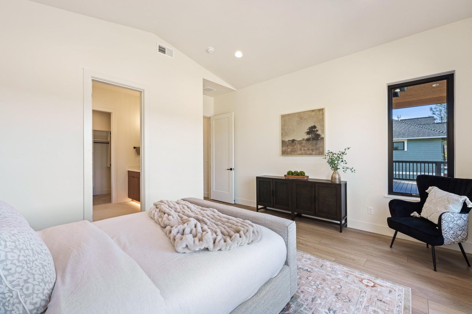 Photo of 3027 NW Polarstar Avenue 19 of 48