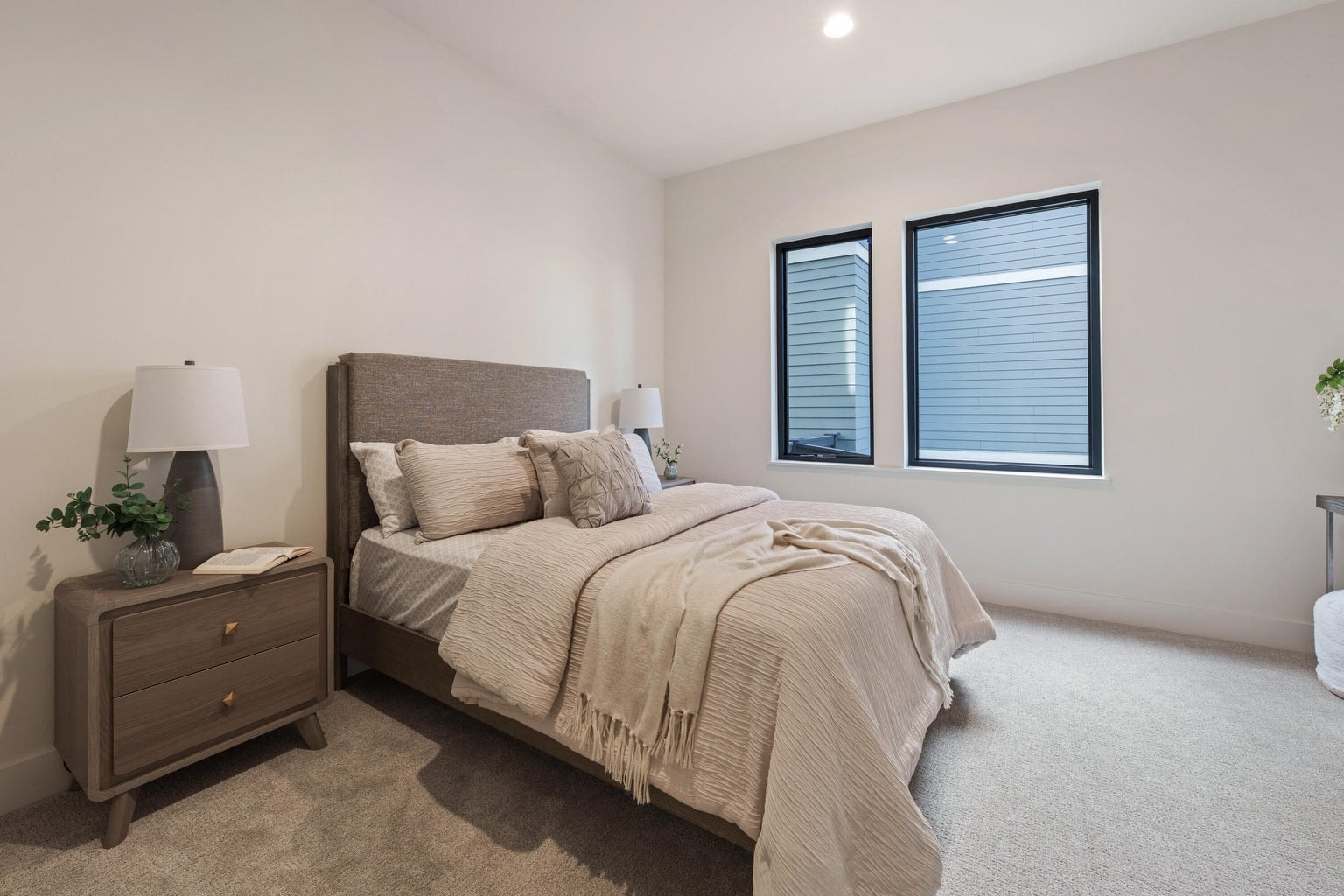 Photo of 3027 NW Polarstar Avenue 29 of 48