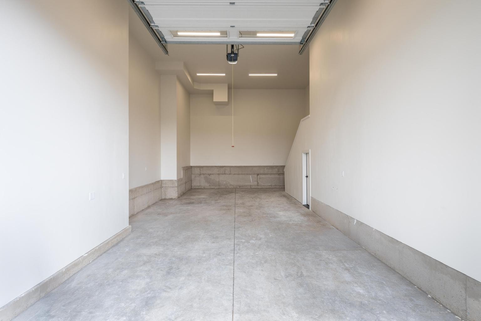 Photo of 3027 NW Polarstar Avenue 40 of 48