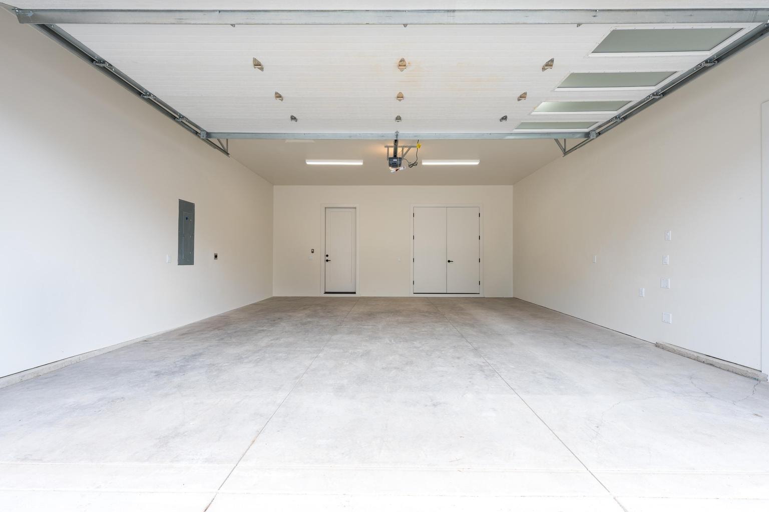 Photo of 3027 NW Polarstar Avenue 39 of 48
