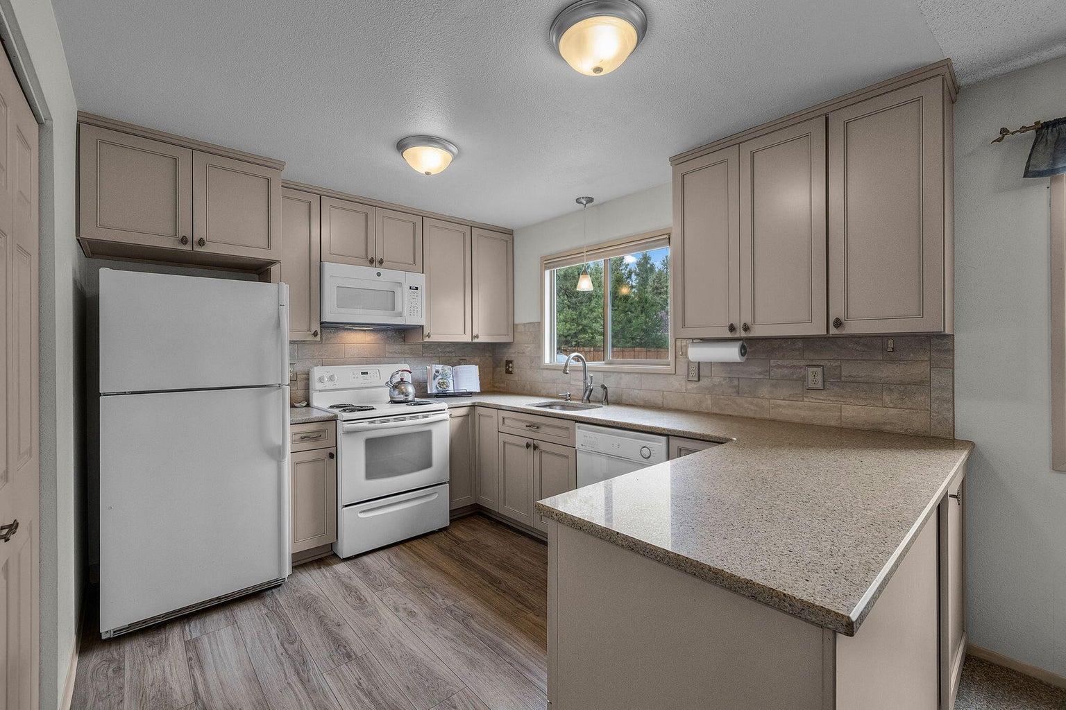 Stocked and ready for you to use! Dishes,glassware, air fryer, toaster oven, ALL included