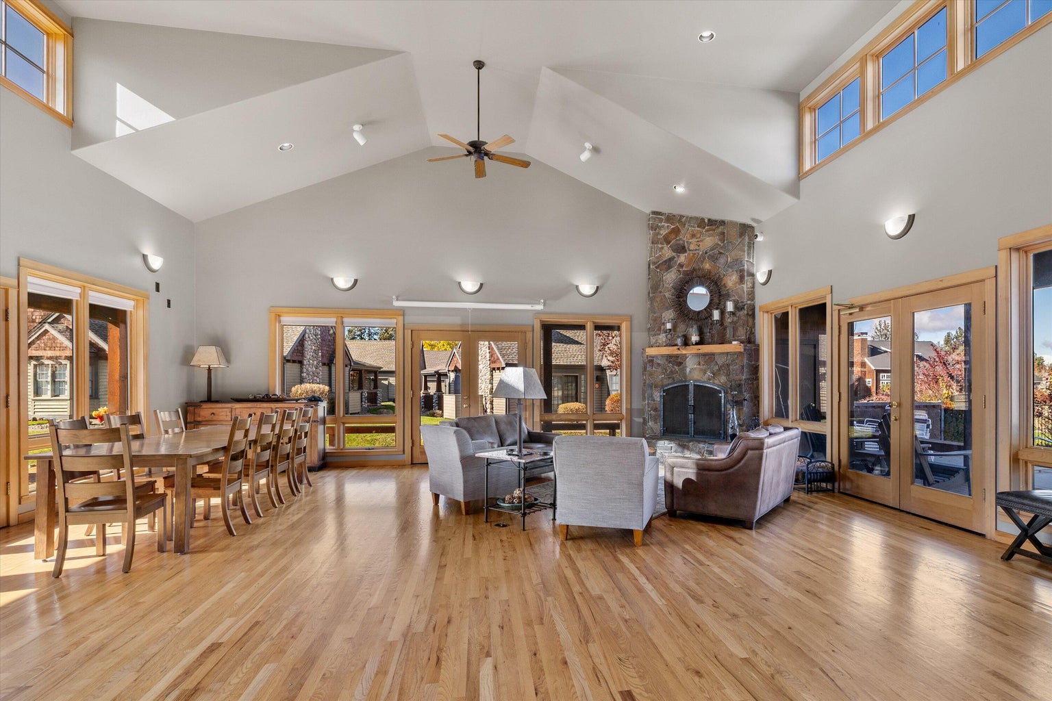 Photo of 608 S Birch Street 87 of 95
