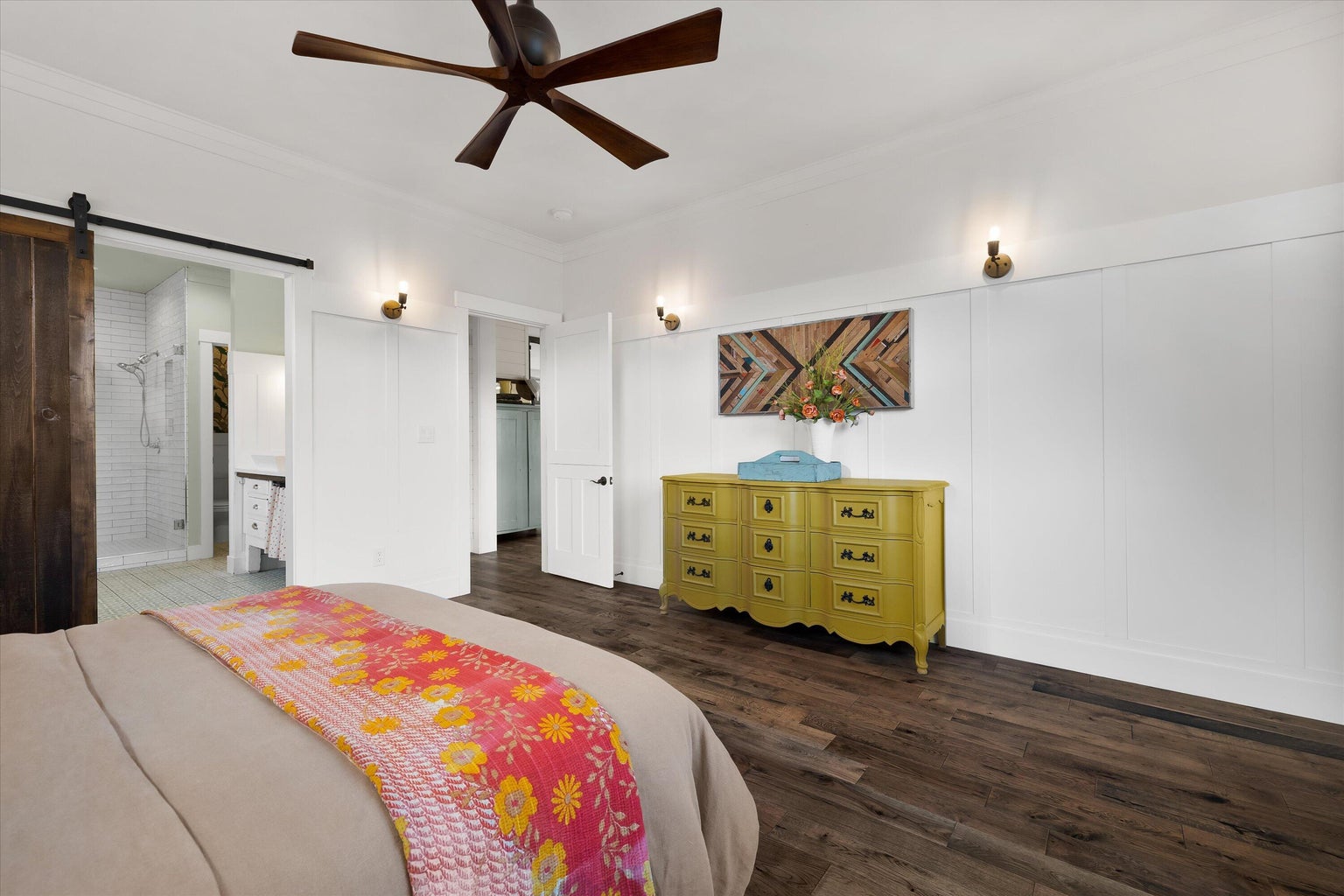 Photo of 608 S Birch Street 33 of 95