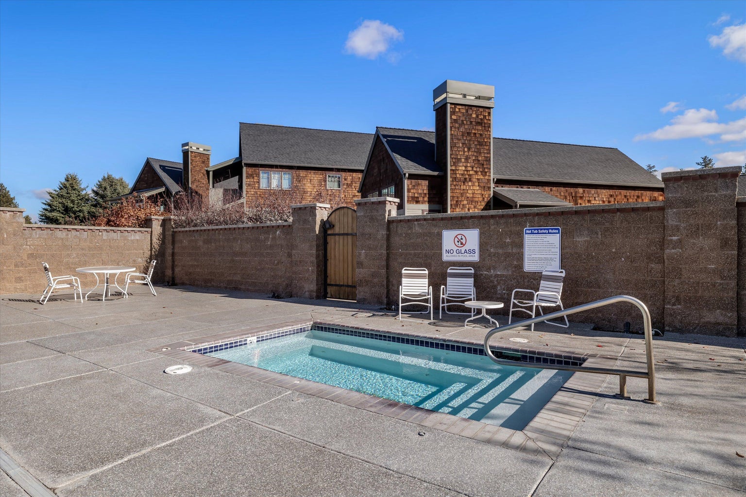 Photo of 608 S Birch Street 90 of 95