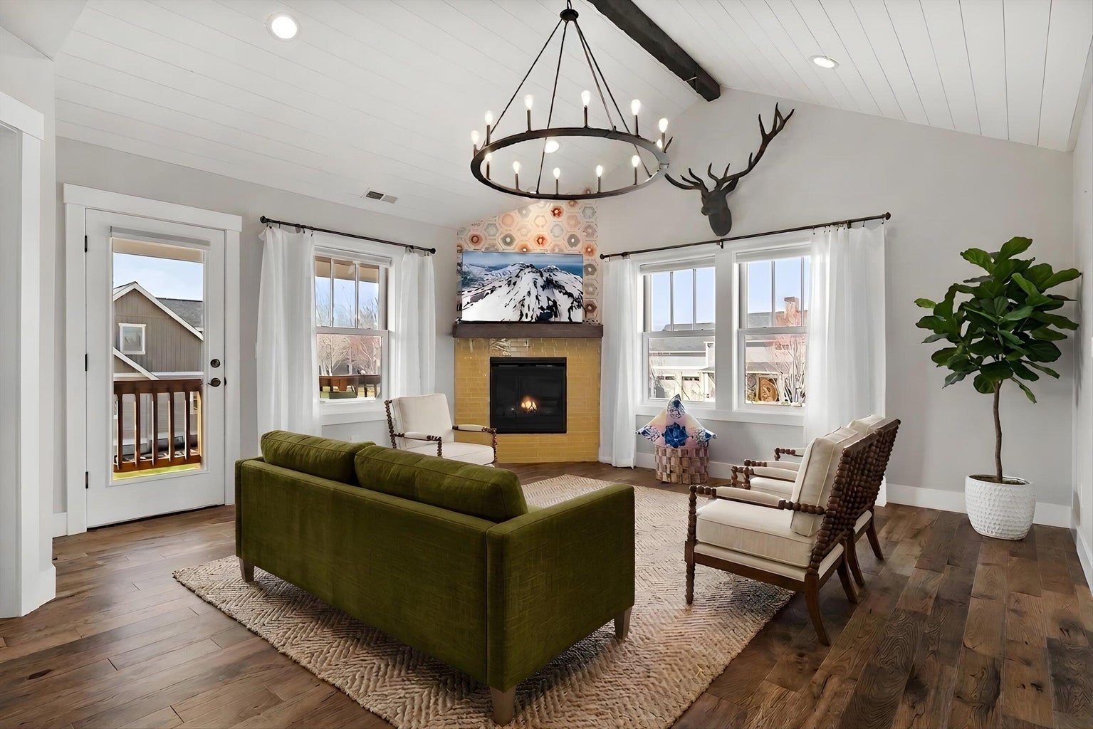 Virtual Staging