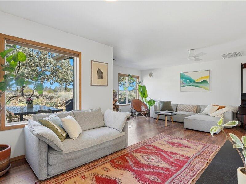 spacious Living room