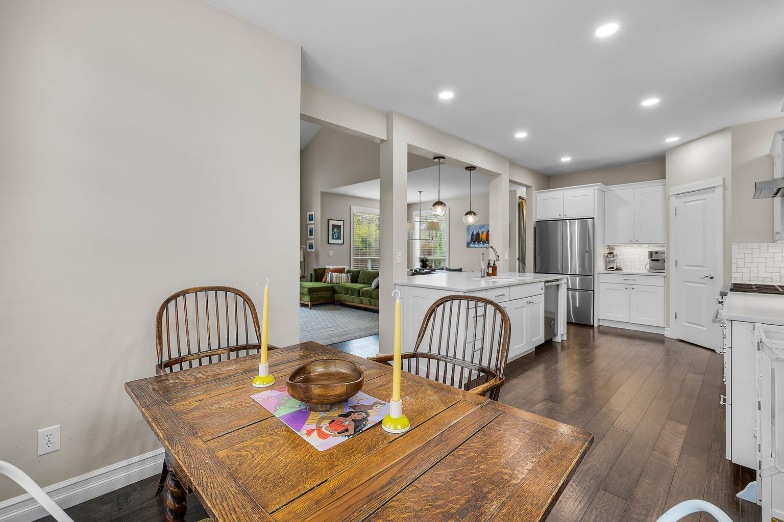 Photo of 61477 Cultus Lake Court 8 of 33