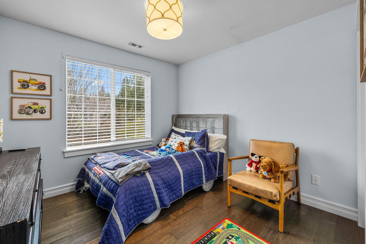 Photo of 61477 Cultus Lake Court 26 of 33