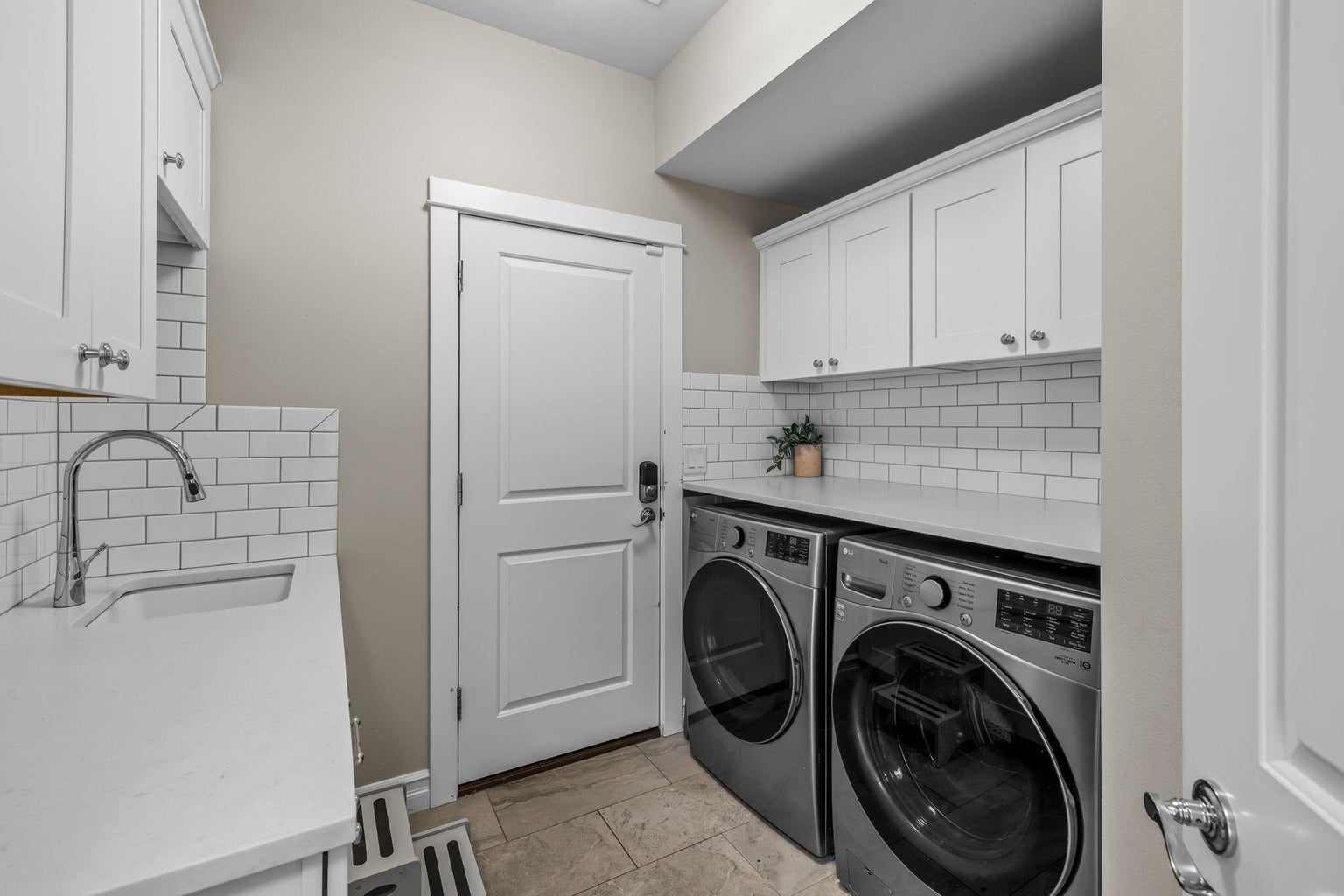 Photo of 61477 Cultus Lake Court 29 of 33