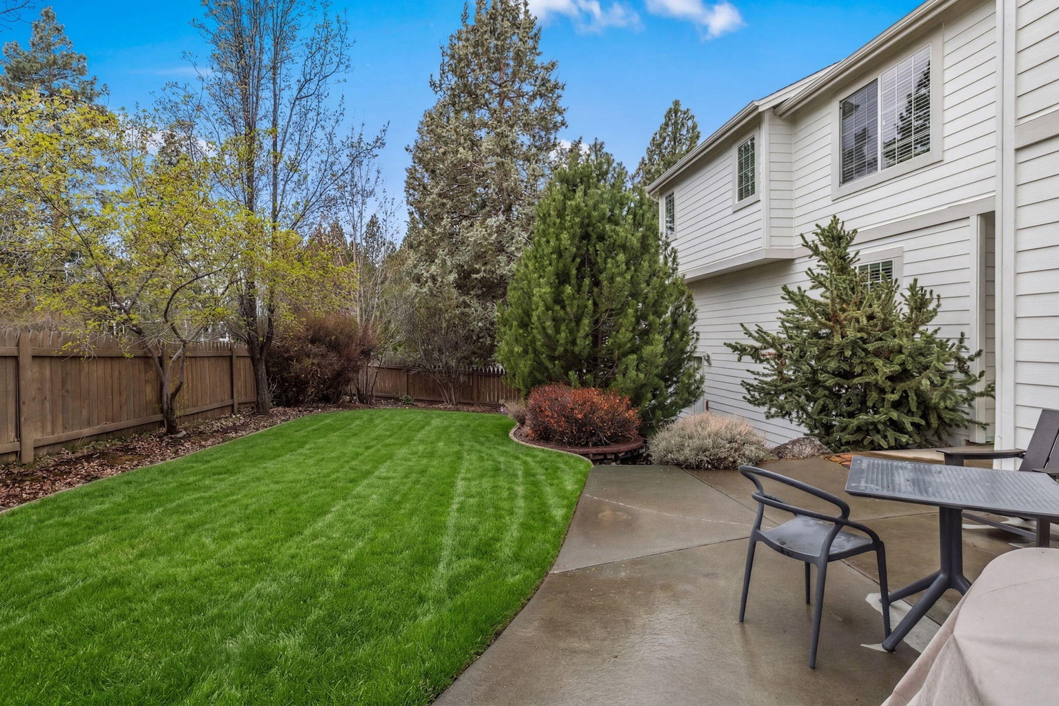 Photo of 61477 Cultus Lake Court 31 of 33