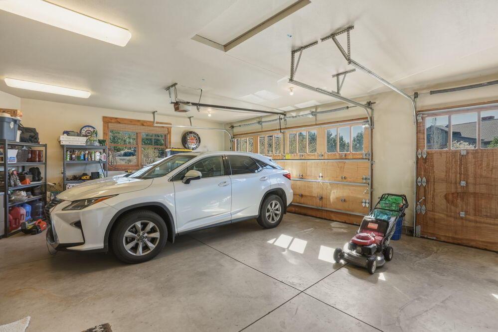 3-car garage