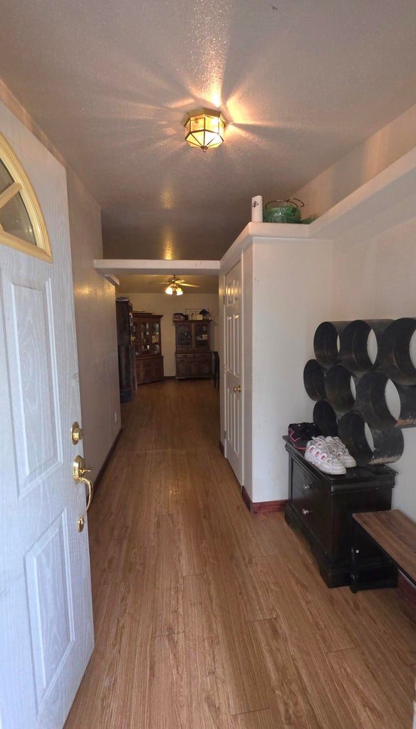 Entry way
