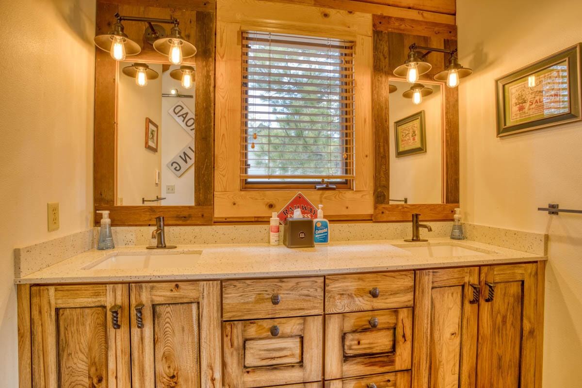 Photo of 57948 Cypress Lane 27 of 50