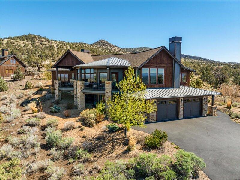 Back of property abuts BLM.