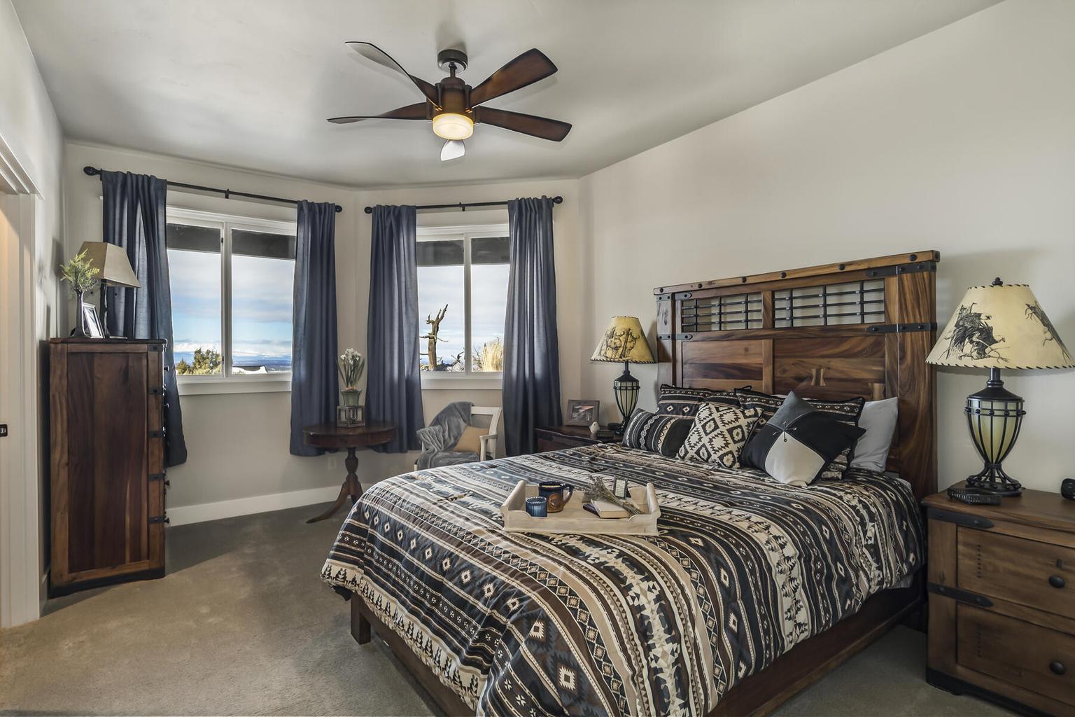 Lower Level Guest Room.