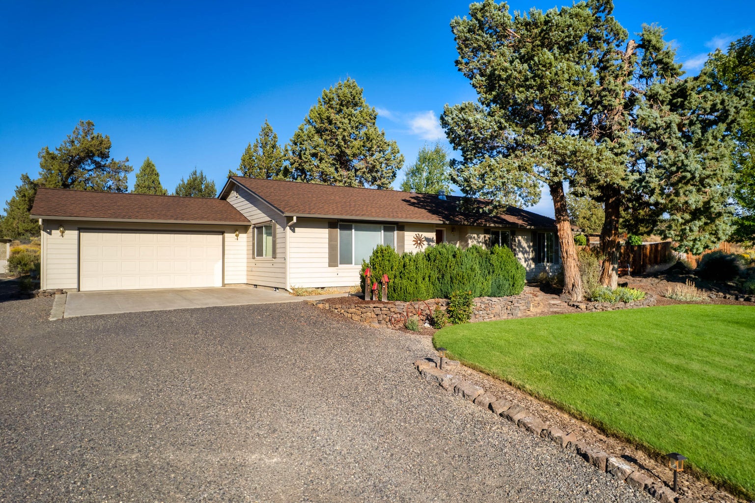 Photo of 6563 NW Homestead Way 4 of 78